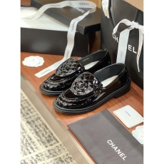 Chanel Low Shoes